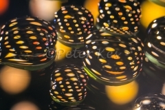 olive-oil_drops_with_roestirasp__reflection_kpk_macro_20130811__90r8215